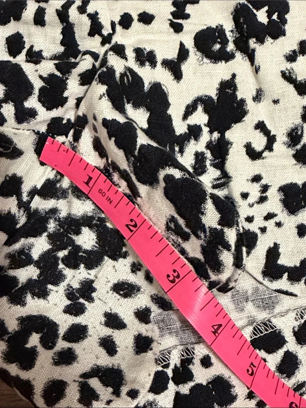 J CREW Scalloped Linen Cotton Animal Print Shorts Preppy Feminine Vacation Sz 8
